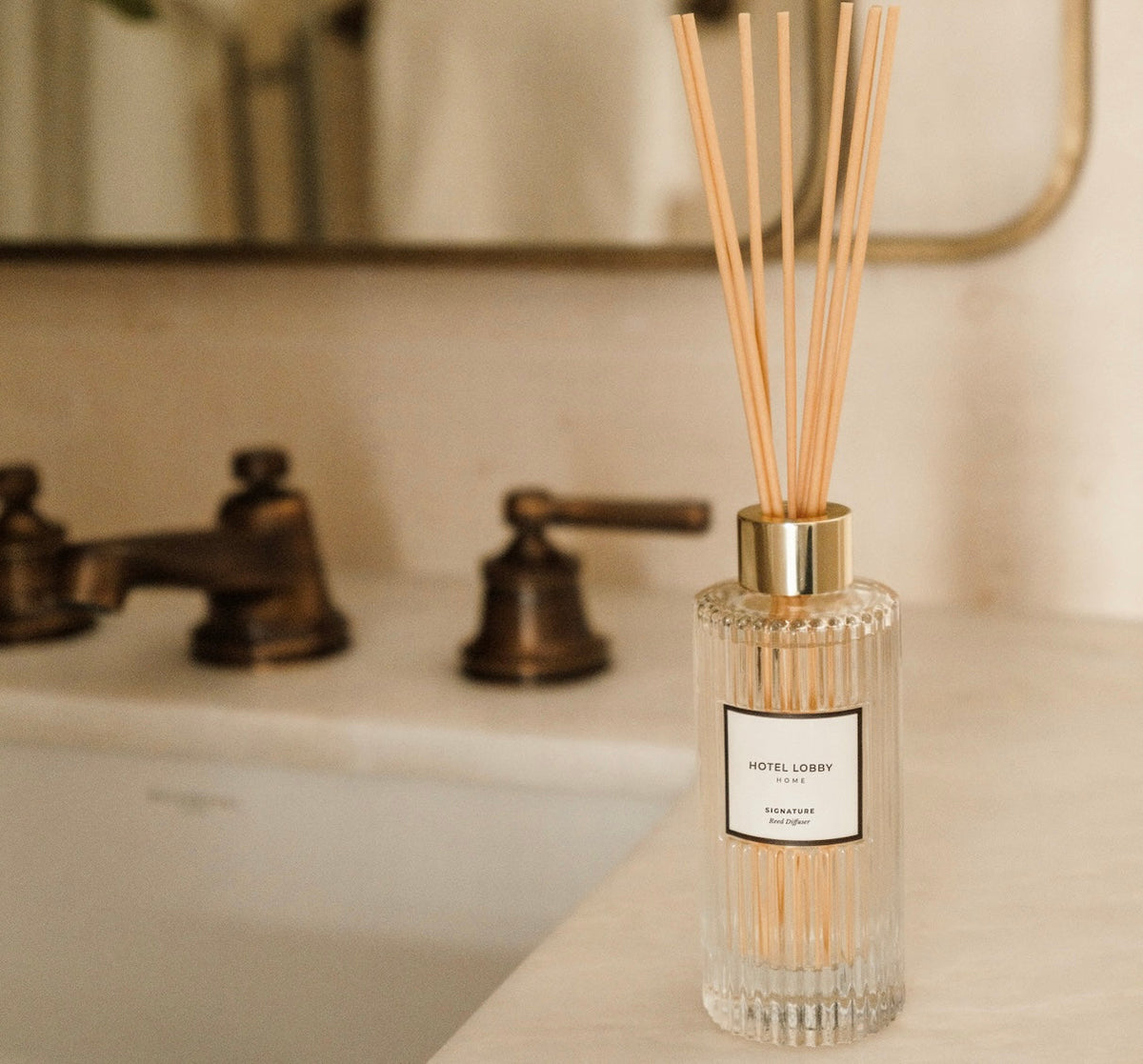 How to Use a Reed Diffuser: Everything You Need to Know– Hotel Lobby Candle