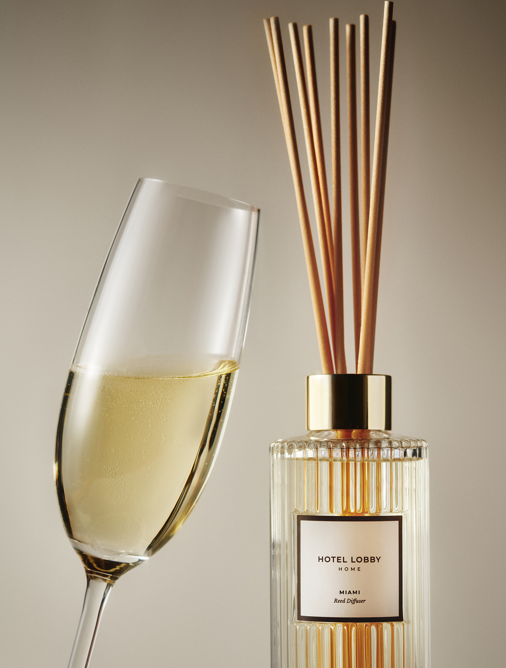 Holiday Reed Diffuser | Luxury Holiday Home Fragrance– Hotel Lobby